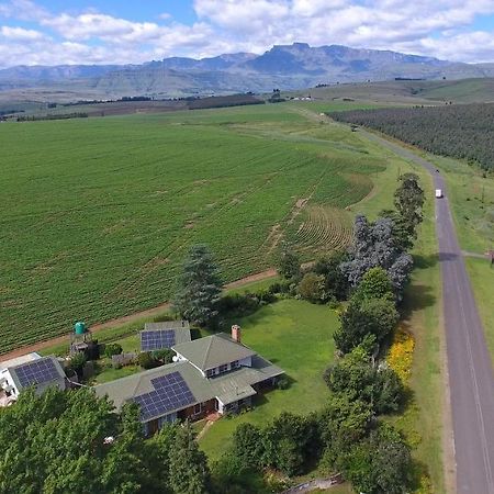 Little Acres Drakensberg Accommodation Champagne Valley エクステリア 写真