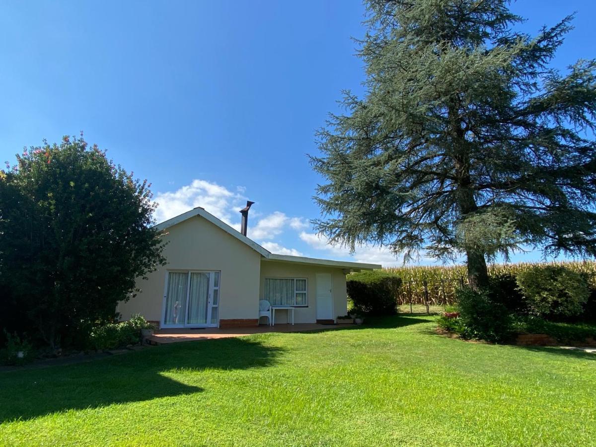 Little Acres Drakensberg Accommodation Champagne Valley エクステリア 写真